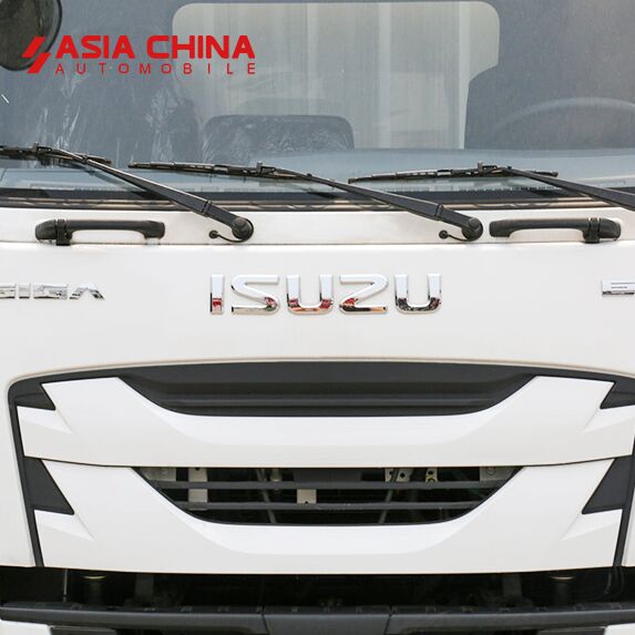 Isuzu FTR Van Cargo Truck F-Series 4x2 Box Truck