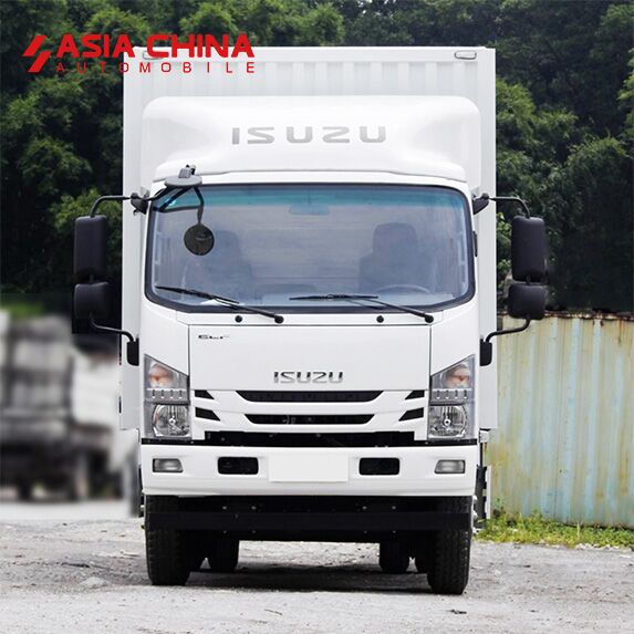 Isuzu 700P Cargo Truck